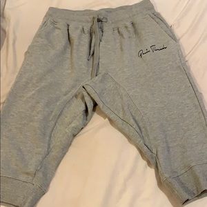Cropped sweatpants